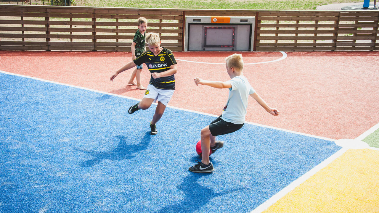 Geeignet für verschiedene Ballsportarten (Fußball/Hockey)