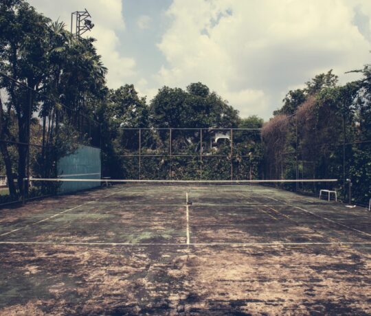 Verwandle dein Tennisfeld in einen Publikumsmagneten